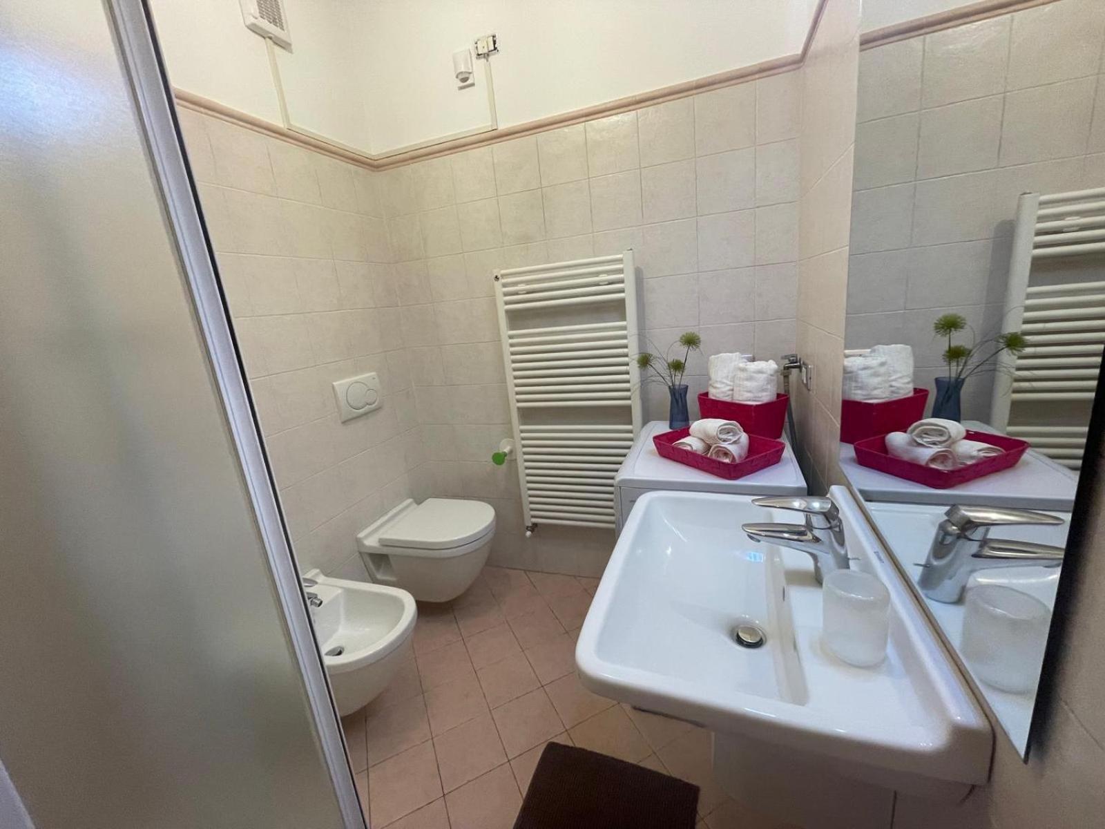 Giorgia'S Home Colico Holiday Rent エクステリア 写真
